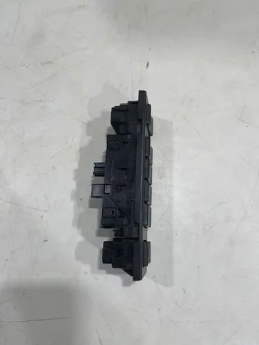 Placa Interruptores Painel Volvo Fh 22026373 Usada - foto 4