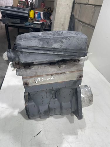 Compressor Ar Mercedes Axor Om457 Wabco Original Usado - foto 3