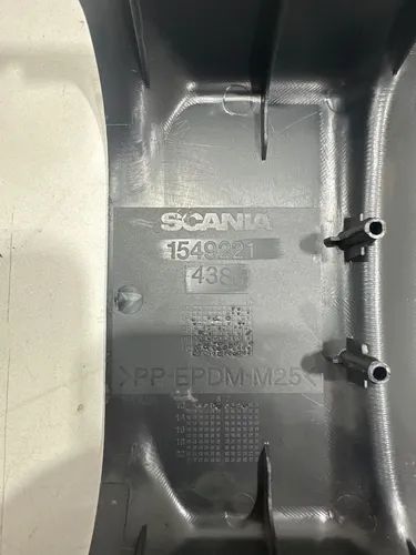 Capa Inferior Coluna Direção Scania Pgr 1549221 Usada - foto 4