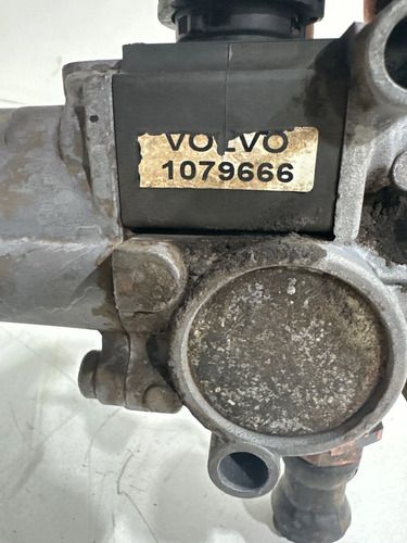 Válvula Moduladora Abs Volvo 1079666 Wabco Usada - foto 4