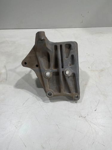 Suporte Compressor Ar Condicionado Volvo Vm 22416823 - foto 4